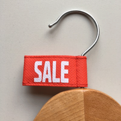 Label-vaantje-kleur-rood-SALE-3x6cm-0123701.png