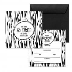 kadobon-cadeaubon-carre-card-vierkant-135mm-een-leuke-Kadobon-om-zelf-iets-uit-te-kiezen-wit-met-zwarte-envelop-0124893.png