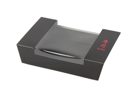 Sushibox_Zwart_Tekst_M_144_52_230mm_0120091