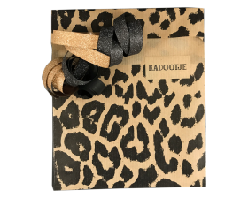 cadeauzakjes-leopard-black-13x18cm-0116617_B.png