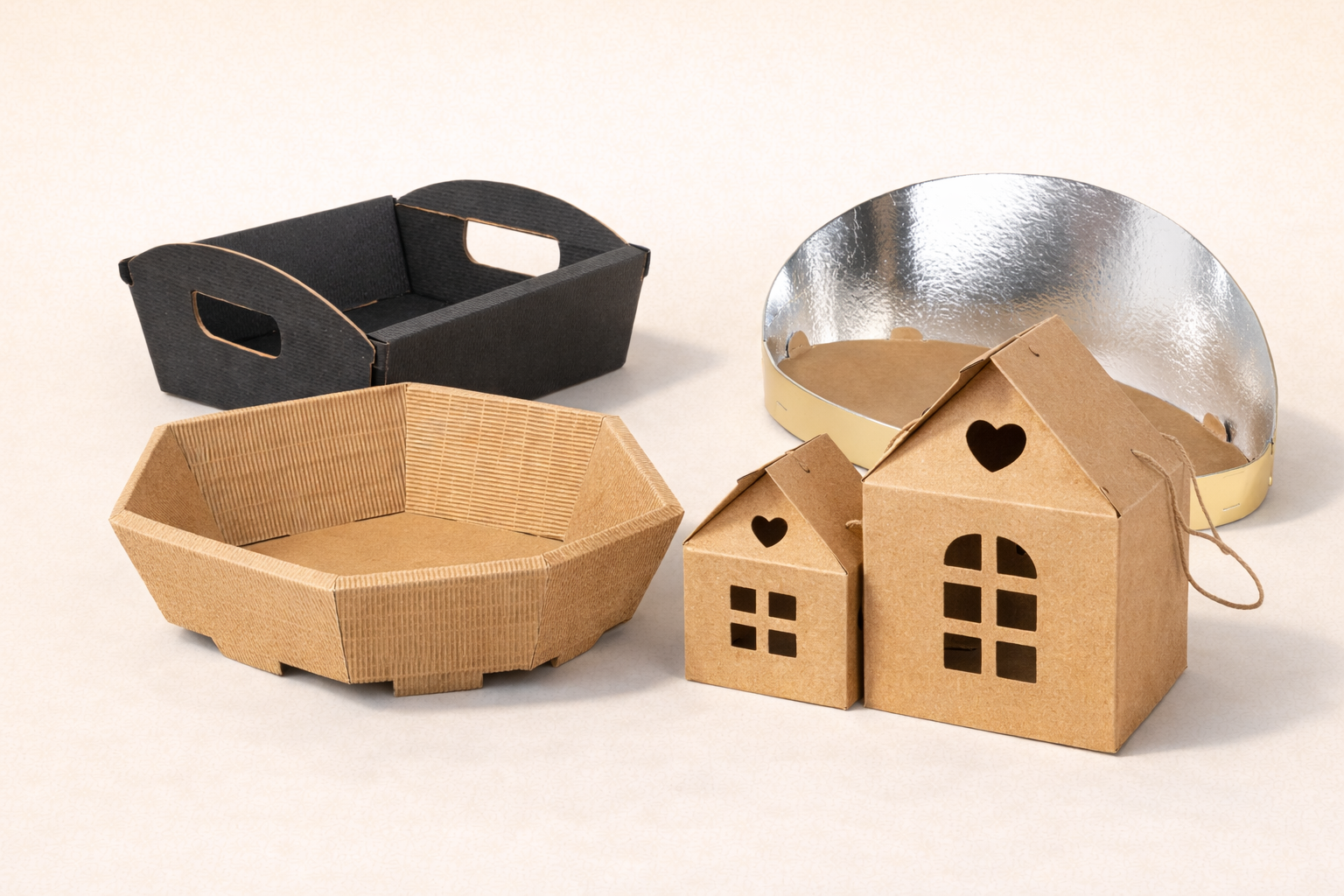 Cadeaumanden en schalen